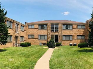 8506 Titchfield Ct #C, Saint Louis, MO 63123