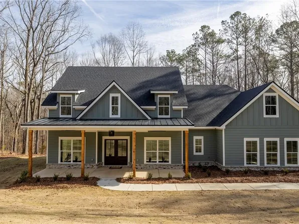 362 Lee Road 462a, Valley, AL 36854