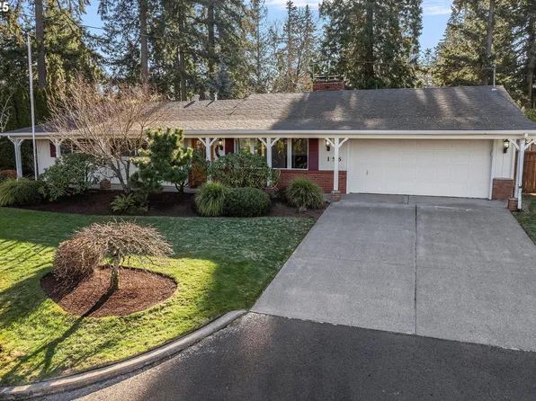 156 Ogden Dr, Oregon City, OR 97045