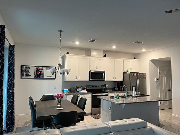 3rd image of 1587 Little Wren Ln