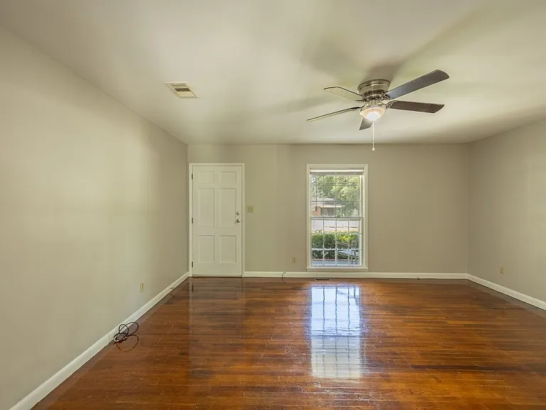 104 Herty Dr — Photo 12