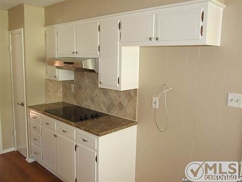 4th image of 3015 Renker Dr
