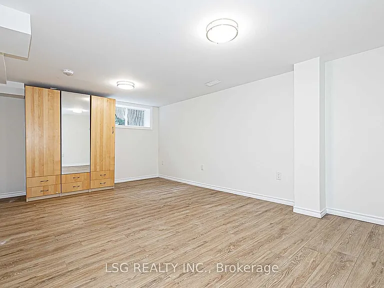 25 Briardale Pl — Photo 11