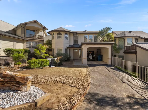 105 E Tapatio Dr, Boerne, TX 78006