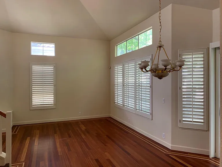 2929 Moreno Ave — Photo 3