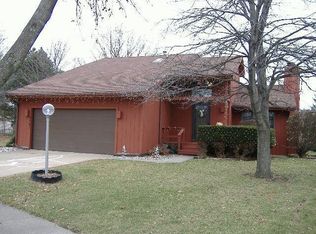 2301 Osage Ct, Champaign, IL 61821