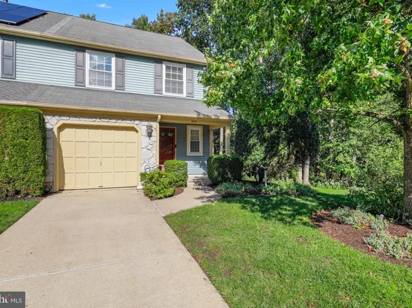 304 Hazelwood Ln, Marlton, NJ 08053
