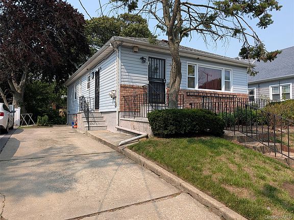 2nd image of 2944 Bayswater Avenue