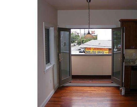 5th image of 2370 E Norris St #2
