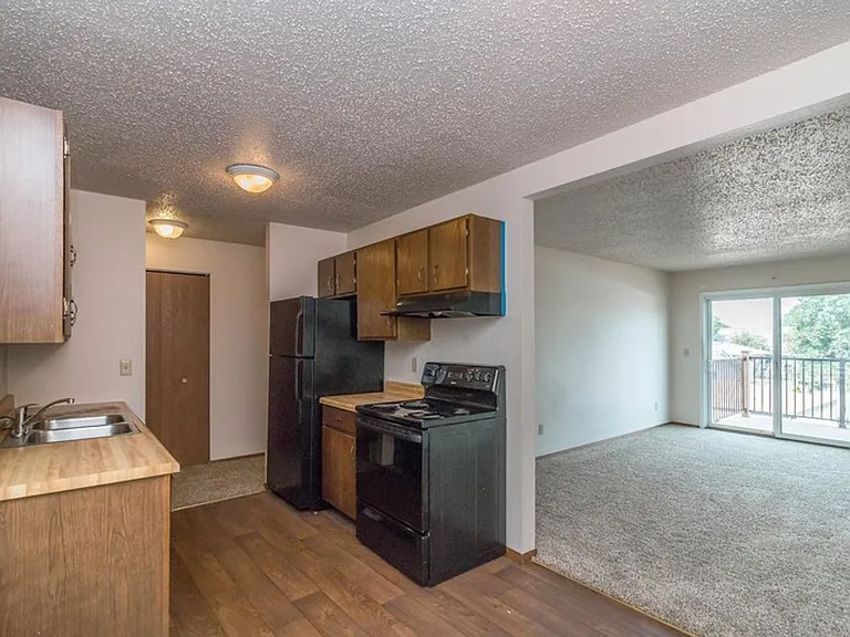 City Walk Apartments — Photo 2