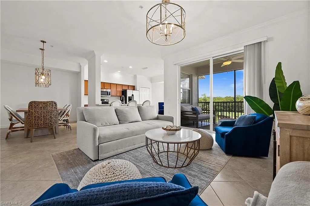 2 bed, 2.0 bath, 1232 sqft, $6,500 — Photo 3
