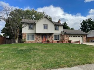 1513 Sherwood Dr, Greenfield, IN 46140