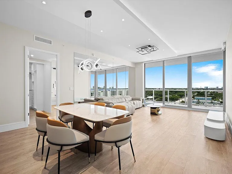 220 Lake Shore Dr #917 — Photo 8