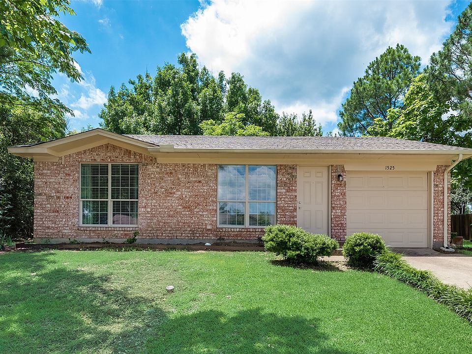 1st image of 1525 La Fonda Dr