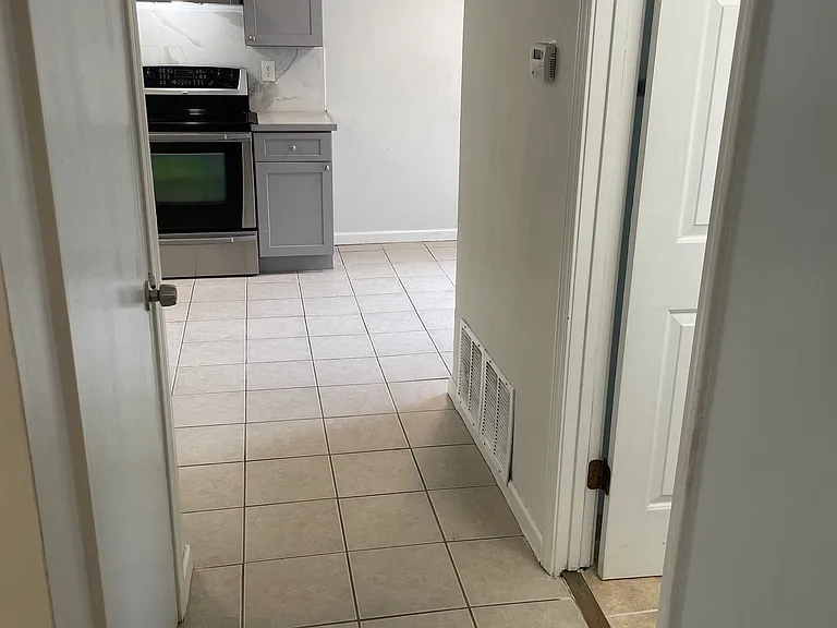 4475 Longley Ln — Photo 19