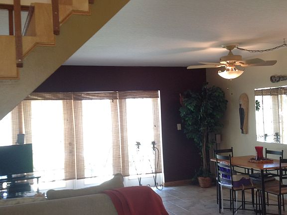 5th image of 35 Emerald Ct