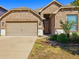 3921 Madison Ln, Denton, TX 76208