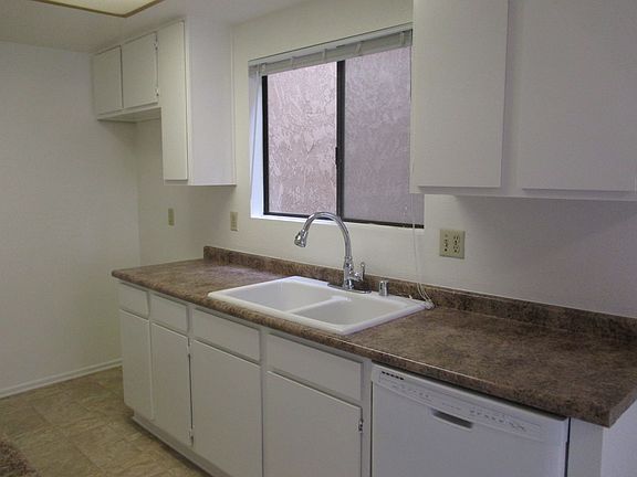 16672 Island Circle Marketing Pics (8)_01252016