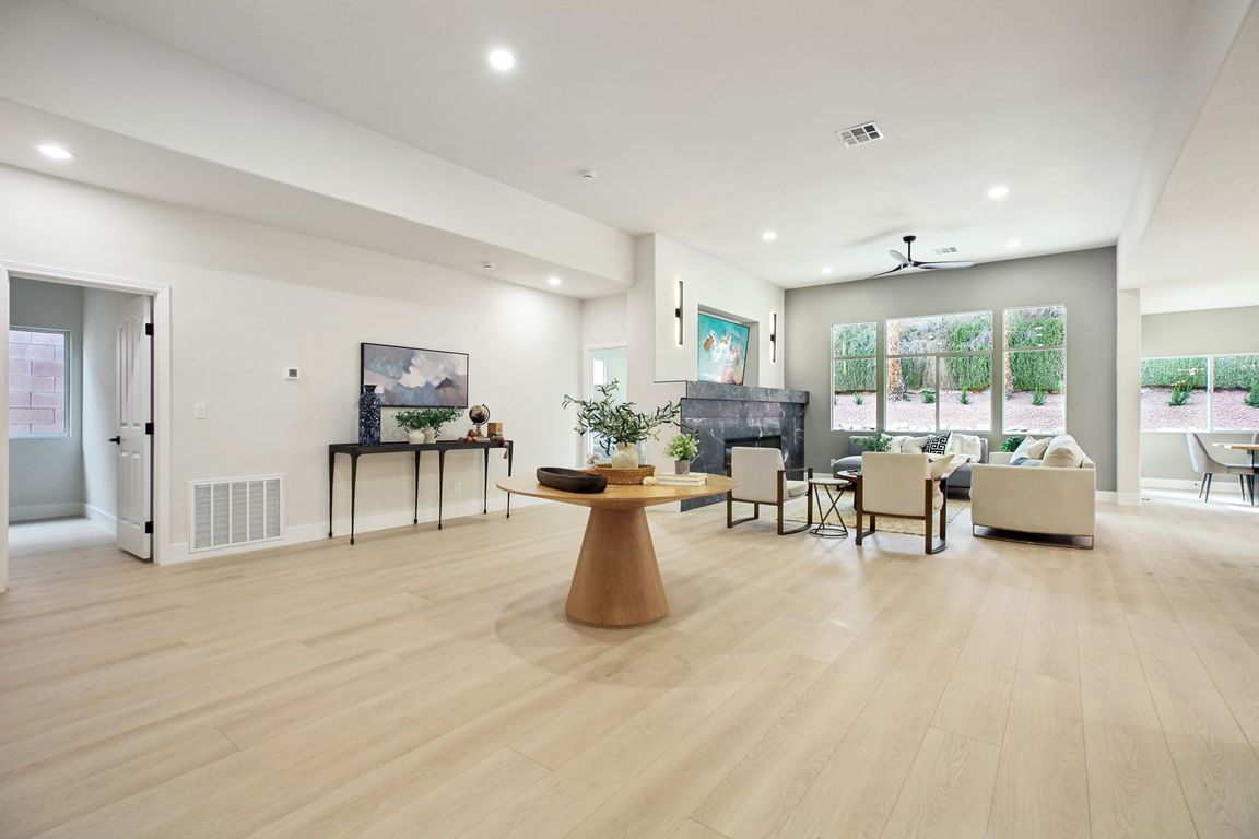 next background image