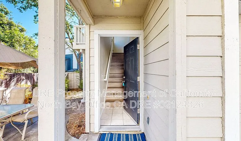 1220B Hidden Creek Pl #B — Photo 3
