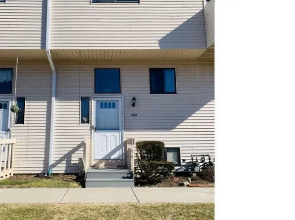 202 Timber Lane, Canton, CT 06019