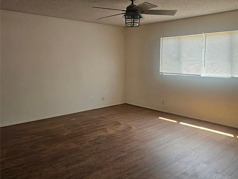 2280 Alhambra St — Photo 12