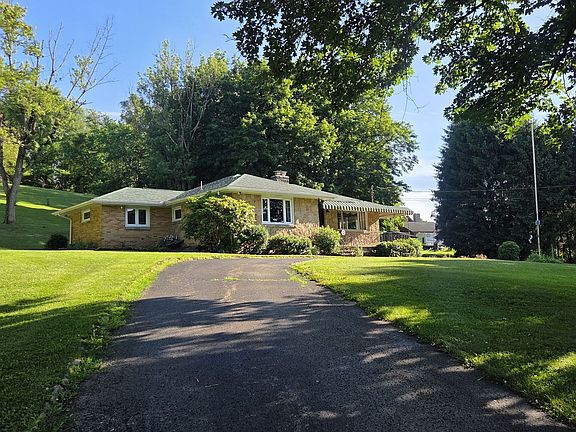 2nd image of 377 Orr Ave