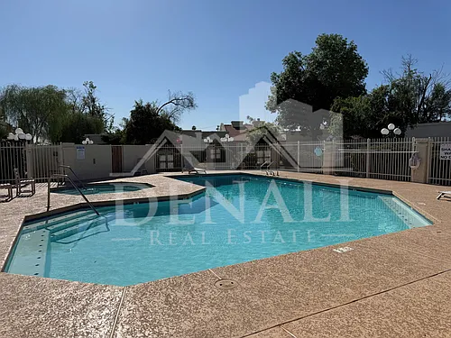 633 W Southern Ave Photo 1