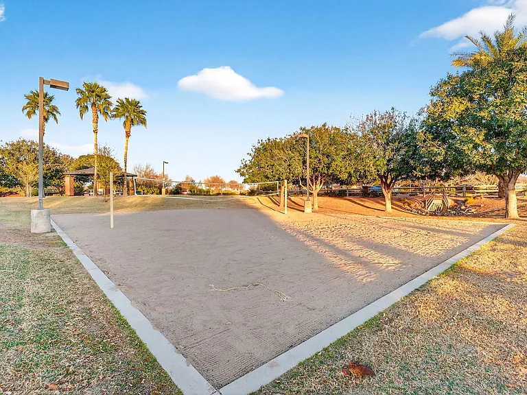 118 W Dragon Tree Ave — Photo 50