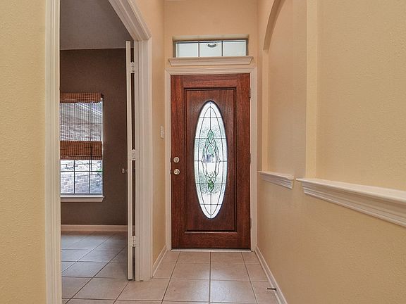 3rd image of 26406 Sundown Cove Ln