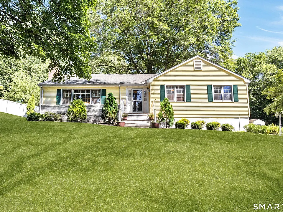180 Weeping Willow Ln