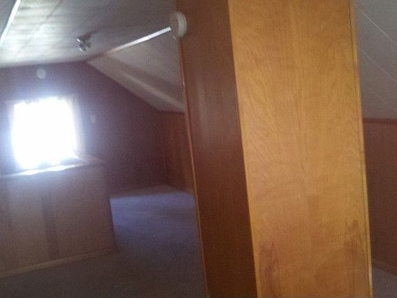 5th image of 856 Chinook Ave