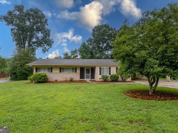 958 Gunter Cir, Lawrenceville, GA 30043