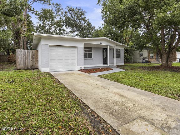3rd image of 5985 MARTIN LUTHER KING Drive
