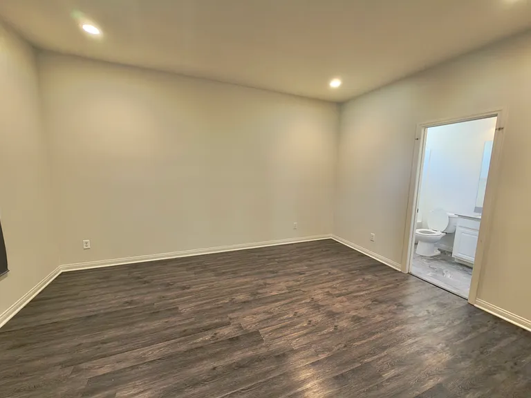 4837 Magnum Way — Photo 15