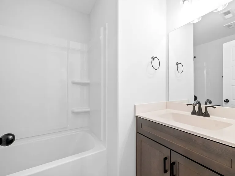 700 Crossland Ave — Photo 20