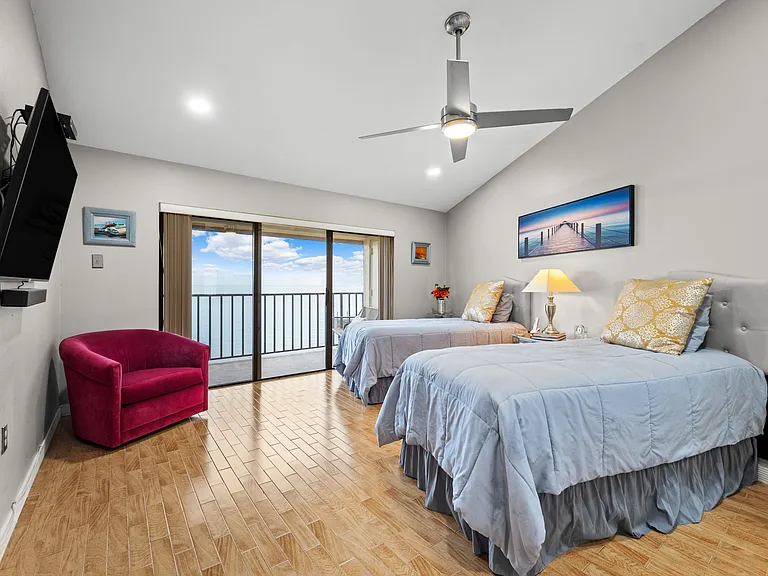 7500 Sunshine Skyway Ln S #205 — Photo 30