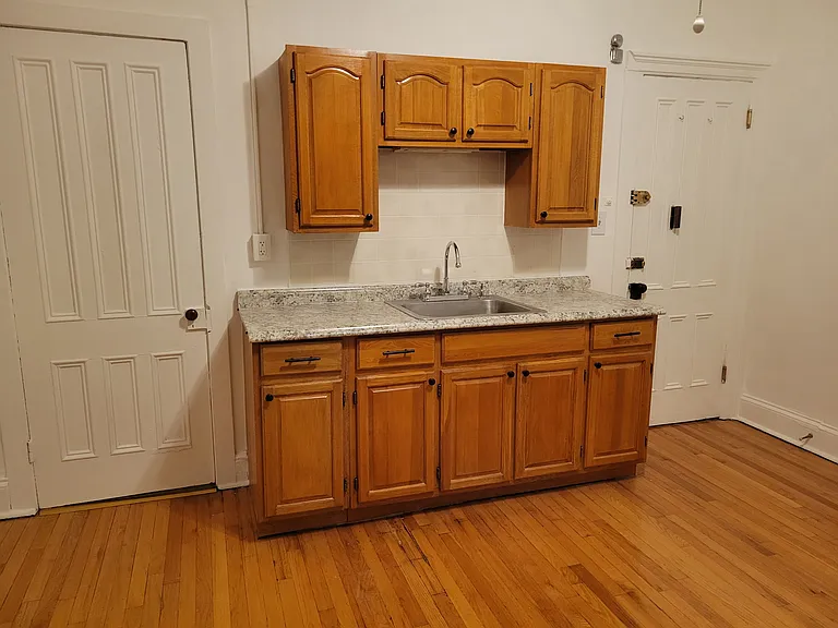 6 Riverside Ave #2 — Photo 4