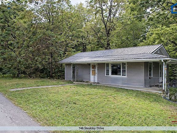 2nd image of 748 Steakley Dr