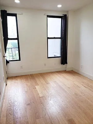 Rented by Green Leaf Management, LLC | media 14