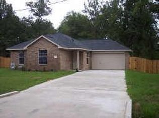 3674 Piney Point Rd, Conroe, TX 77301