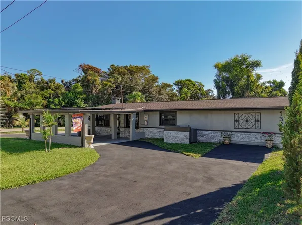 1320 Lavin Ln, North Fort Myers, FL 33917