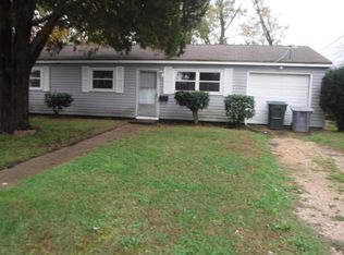 1820 Beall Dr, Hampton, VA 23663