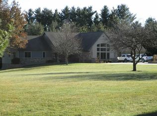 10721 Mark Rd, Cedar Falls, IA 50613