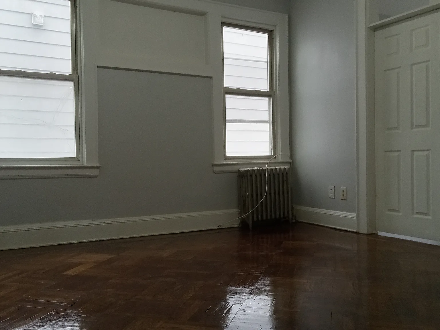 158 Linden Ave — Photo 1