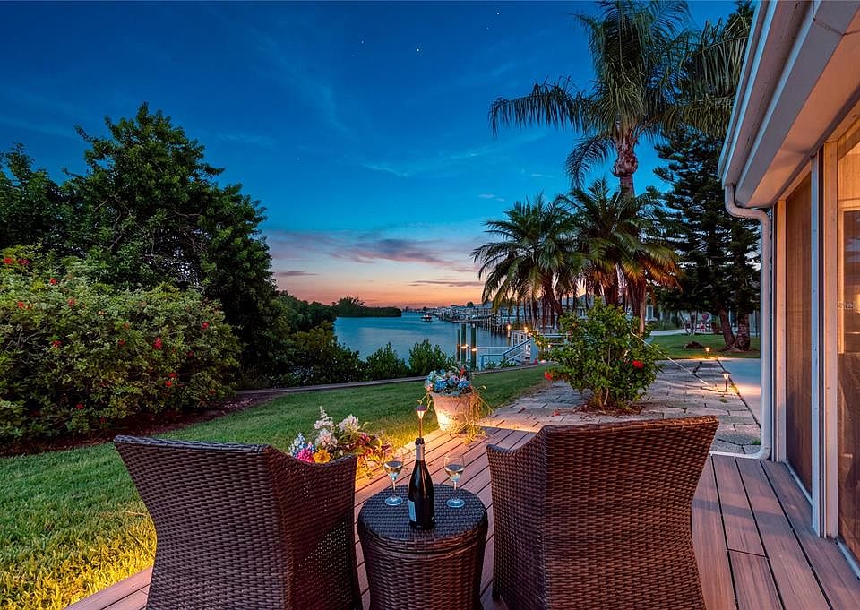 1st image of 186 BOCA CIEGA POINT SOUTH BOULEVARD