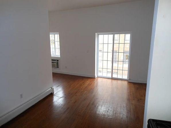 1500 Saint Johns Pl #6D
