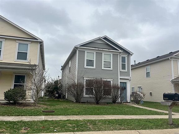 3rd image of 15484 Gallow Ln