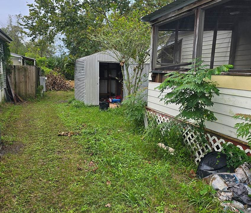 2nd image of 7708 Plumwood Dr