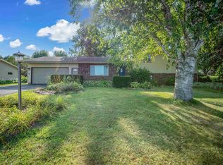 N8271 Edwin Ln, Beaver Dam, WI 53916
